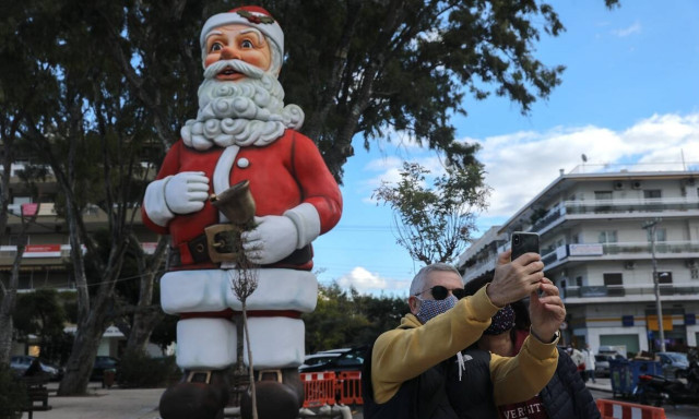 «Βόμβα»: Έφοδοι της Αστυνομίας σε σπίτια τα Χριστούγεννα - Πώς θα γίνονται