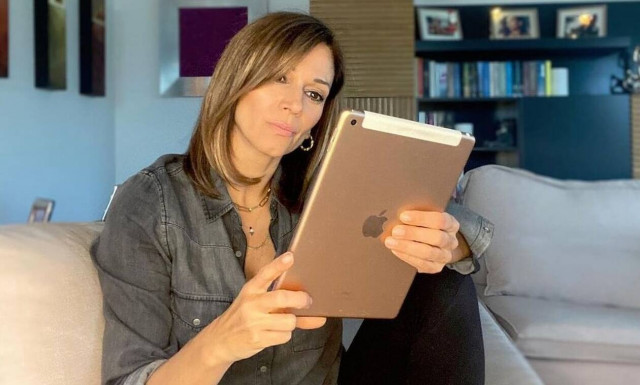 Έλλη Κοκκίνου: Δες σπάνια πλάνα από το μοντέρνο σπίτι της! 