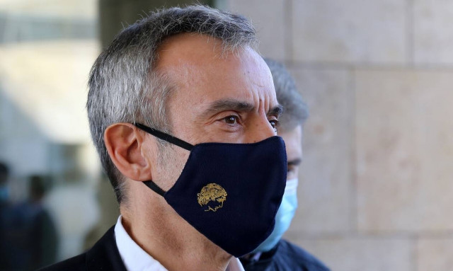 Ζέρβας: «Για κανέναν λόγο» άνοιγμα των δημοτικών τον Δεκέμβριο - Με κανόνες «ναι» για το λιανεμπόριο