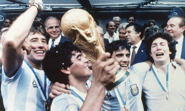 Viral: Στην Αργεντινή είδαν τη μορφή του Ντιέγκο Μαραντόνα στον ουρανό (vid)