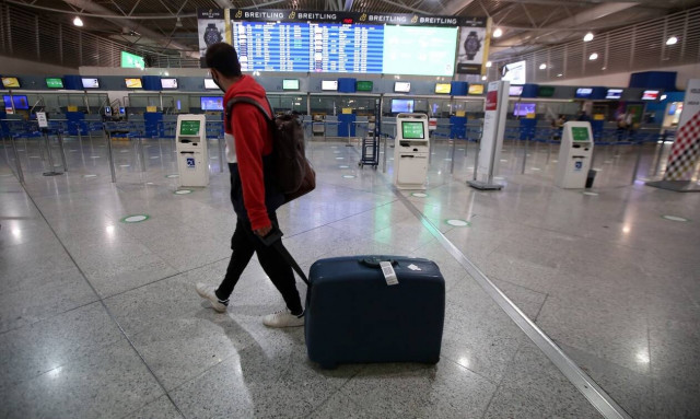 Κορονοϊός: Τι είναι το υγειονομικό διαβατήριο - Ποιοι θα το χρησιμοποιούν