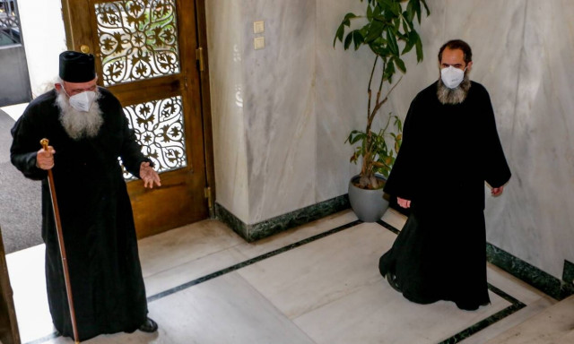 Κορονοϊός: Σε εξαιρετική διάθεση ο Αρχιεπίσκοπος Ιερώνυμος -  Επιστρέφει στα καθήκοντά του