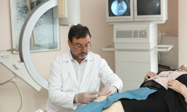 10.000 θεραπείες ραδιοϋμενόλυσης από τον πυρηνικό ιατρό, Δρα Δημήτρη Χατζόπουλο