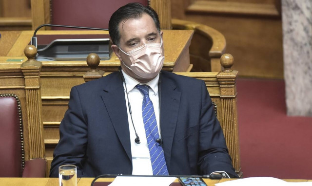 Γεωργιάδης: Θα ήθελα να ανοίξω σήμερα τα εποχικά είδη αλλά δεν αποφασίζω μόνος μου