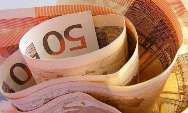 Επίδομα Χριστουγέννων: Ποιους αφορά - Πότε θα καταβληθεί στους δικαιούχους