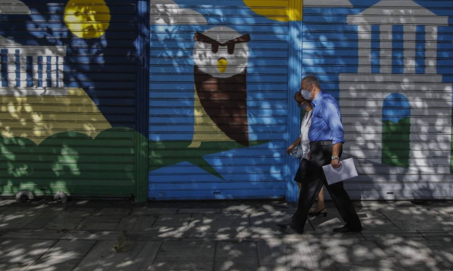 Κρούσματα σήμερα: «Δεν εφησυχάζουμε» - Οι γεμάτες ΜΕΘ και ο φόβος τρίτου κύματος