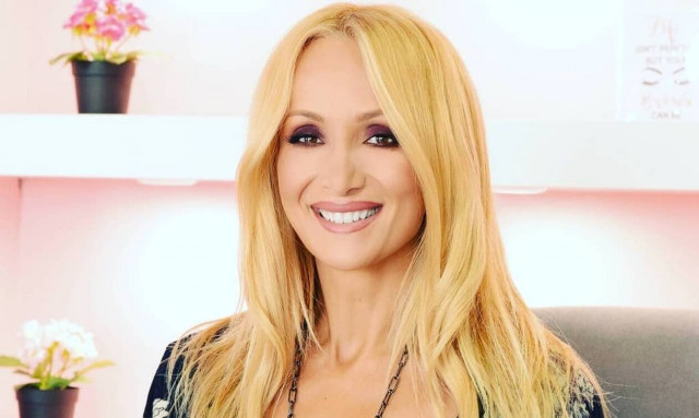 Η Ναταλί Κακκαβά στόλισε και έδωσε την καλύτερη ευχή!