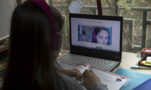 Σχολεία: Σενάριο για άνοιγμα σε «δύο ταχύτητες» - Ο γρίφος που καλούνται να λύσουν οι ειδικοί