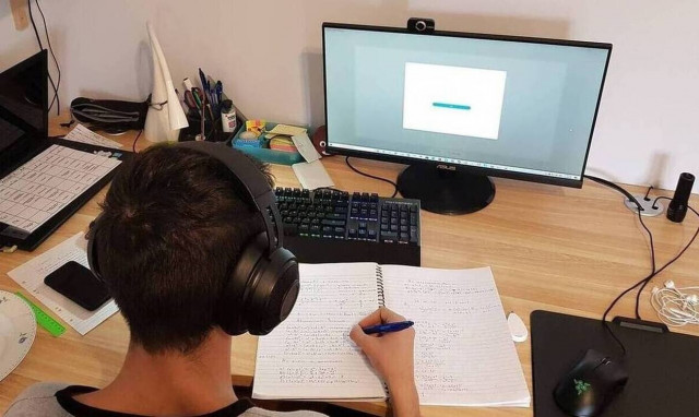 Τηλεκπαίδευση: Πολλές οι δυσκολίες για μαθητές διαπολιτισμικών σχολείων