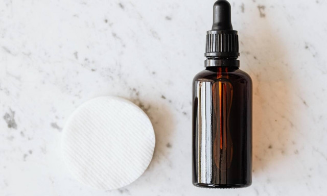 Πέντε χρήσεις του baby oil που δεν είχες φανταστεί