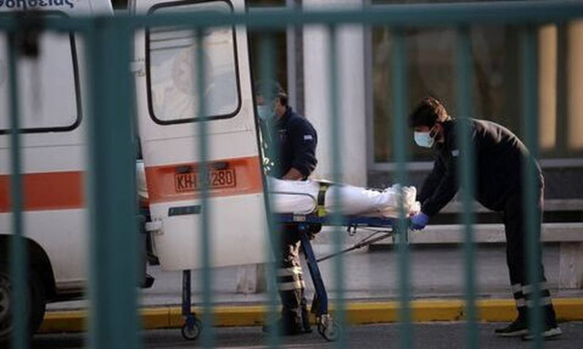 Κρούσματα σήμερα: Στα ύψη με 375 η Αθήνα και η Θεσσαλονίκη με 453- Αγωνία για Λάρισα, Πιερία, Πέλλα 