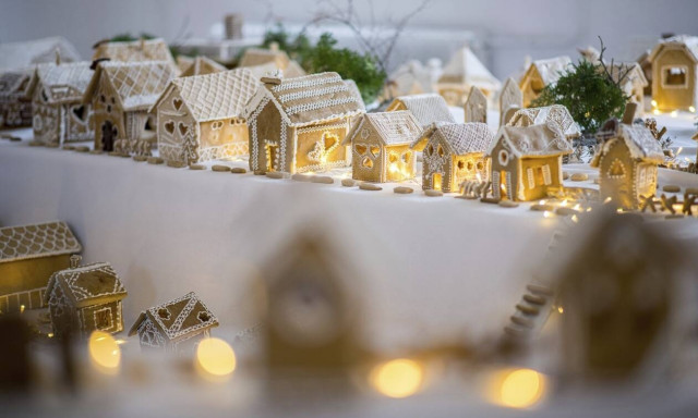 Επιχείρηση «σώστε τα Χριστούγεννα» – Έτσι θα γιορτάσουν οι Ευρωπαίοι (pics+vid)