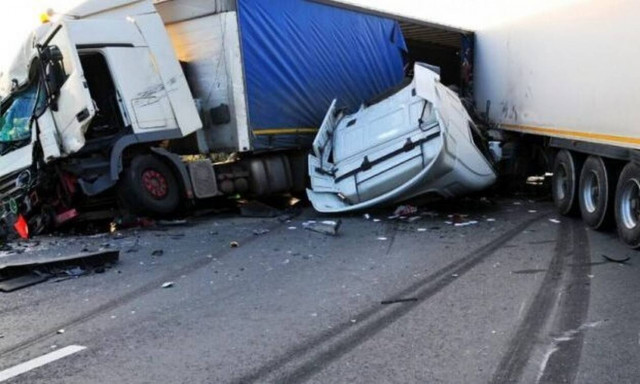 Θαύμα: Δείτε πώς βγήκε ζωντανός από το φονικό ατύχημα!