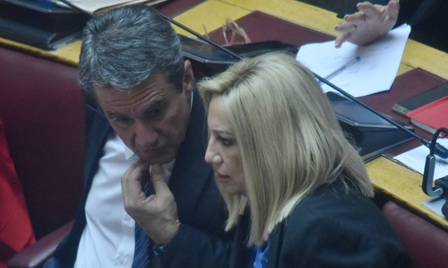 ΚΙΝΑΛ: «Φρένο» από όλους στη «δελφινολογία» εκτός από τον Λοβέρδο