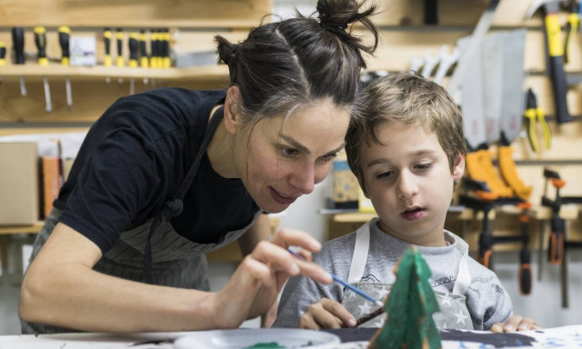 Τρία και ένα πράγματα που γίνονται στη χώρα σου και δεν τα ξέρεις!