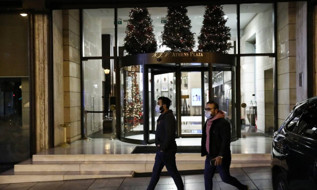 Κορονοϊός-Καπραβέλος: Τα Χριστούγεννα μπορεί να πυροδοτήσουν τρίτο ορμητικό κύμα της πανδημίας