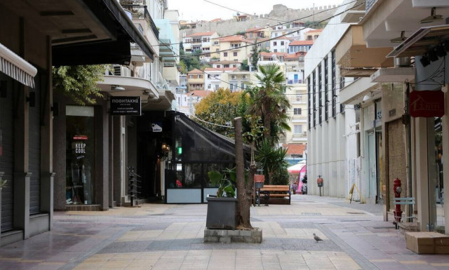 Lockdown: Πάμε για άνοιγμα στις 21 Δεκεμβρίου; Τι λέει ο καθηγητής και Σαρηγιάννης