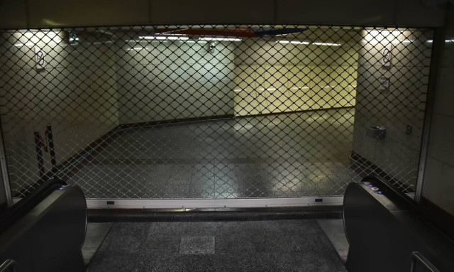Six stations of the Athens metro shut down on Sunday