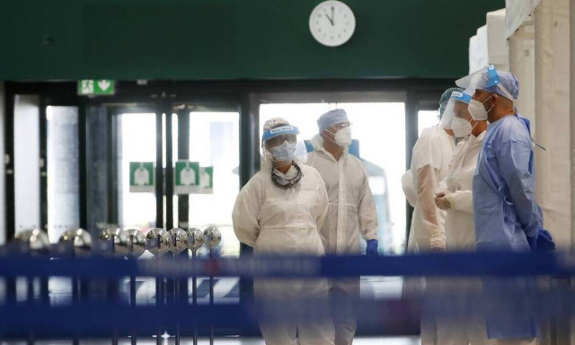 Κορονoϊός - Ιταλία: «Θα εμβολιαστούν πρώτα όσοι δεν έχουν προσβληθεί από τον ιό»