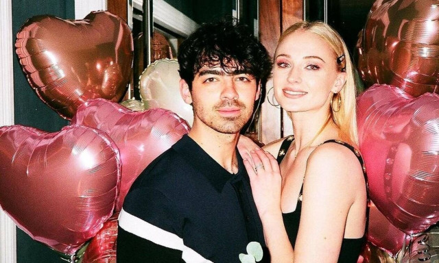 Η αδημοσίευτη φωτό της Sophie Turner από την εγκυμοσύνη της