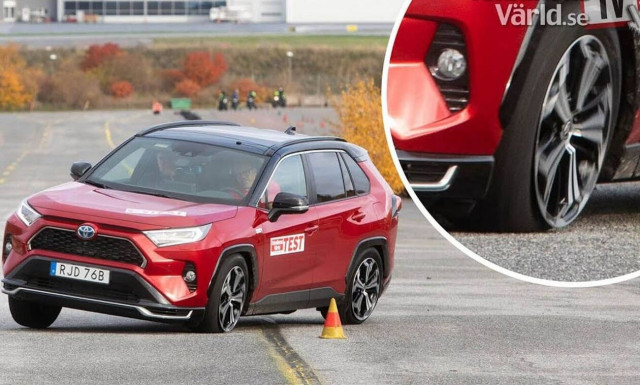 Ζορίστηκε το plug-in υβριδικό Toyota RAV4 στο τεστ ταράνδου (vid)