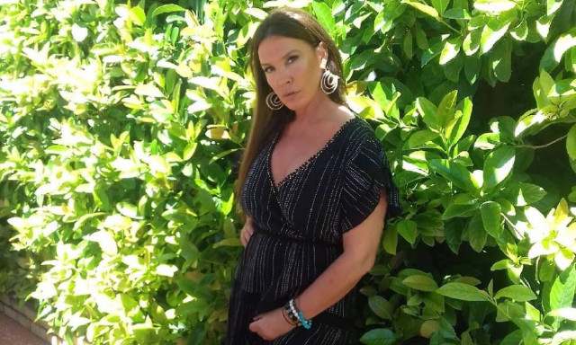 Η Βάνα Μπάρμπα κατά του Αλέξη Γεωργούλη: «Θα έπρεπε να ντρέπεται» (vid)