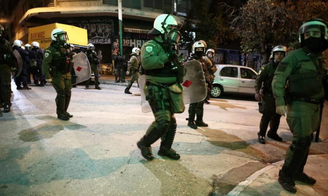 Ένταση στα Εξάρχεια: Σε δυο προσαγωγές προχώρησε η Αστυνομία