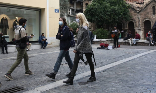 Άρση lockdown: Με πόσα κρούσματα πρέπει να ανοίξει το λιανεμπόριο – Η πρόταση Δερμιτζάκη