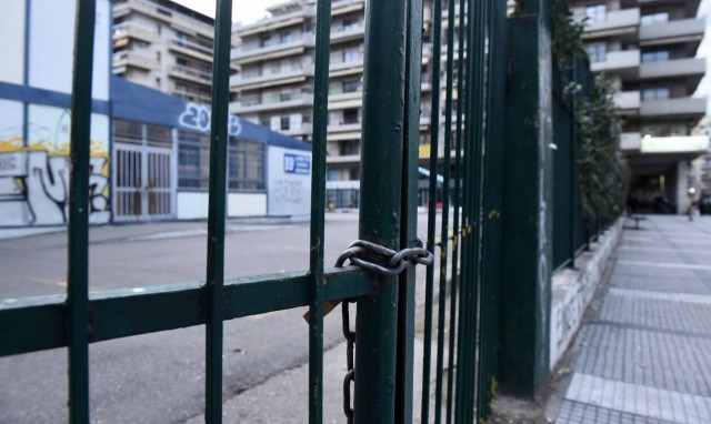 Σχολεία: Κλειστά μέχρι τα Φώτα – Ομόφωνη η εισήγηση των λοιμωξιολόγων