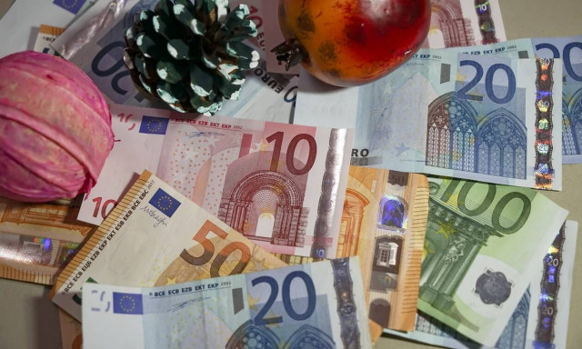 Συντάξεις Ιανουαρίου: Νωρίτερα οι πληρωμές λόγω Χριστουγέννων - Οι οριστικές ημερομηνίες