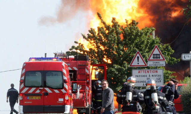 Γαλλία: Συντριβή ελικοπτέρου – Αγωνία για έξι επιβαίνοντες