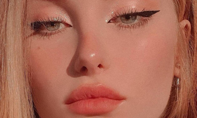 Μοτσκαλίδου: «Ευχαριστώ που αντέξατε να βλέπετε το προγούλι μου από κάθε γωνία στη μεγάλη οθόνη»