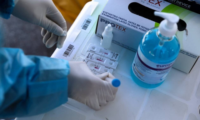 Κορονοϊός: Στο ΦΕΚ η υπουργική απόφαση για το πλαφόν στις τιμές των τεστ