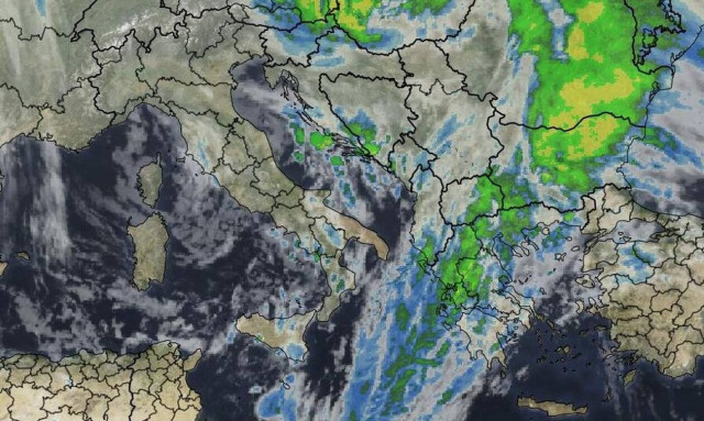 Καιρός - Έκτακτο δελτίο ΕΜΥ: Έντονα φαινόμενα τις επόμενες ώρες - Πού χρειάζεται προσοχή