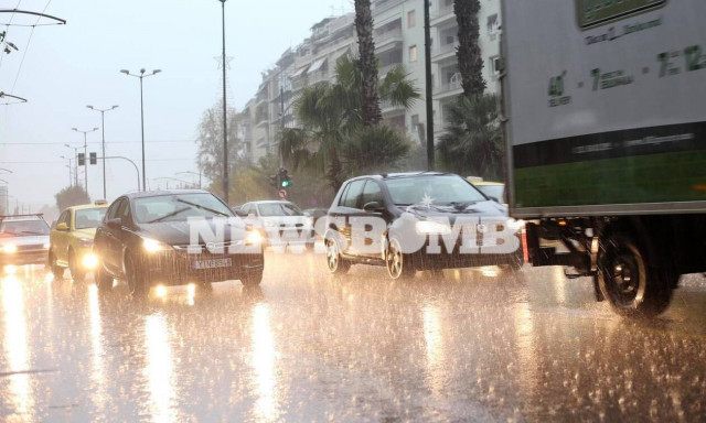 Καιρός σήμερα: Προσοχή τις επόμενες ώρες! Επικίνδυνες καταιγίδες - Δείτε πού θα χτυπήσουν