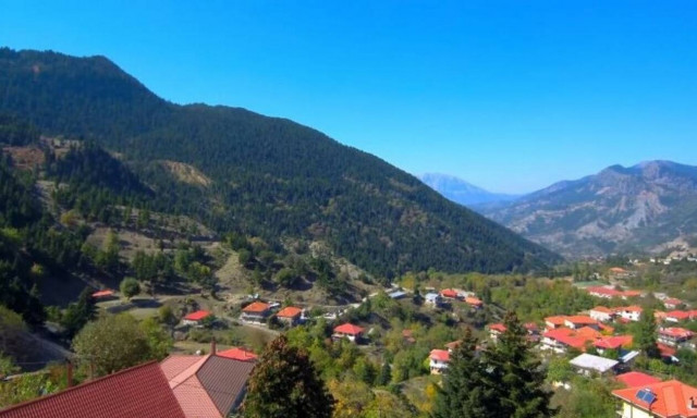 Κορονοϊός - Ραπτόπουλο: Νεκρός ένας από τους 7 διασωληνωμένους - Τι λένε οι κάτοικοι στο newsbomb.gr