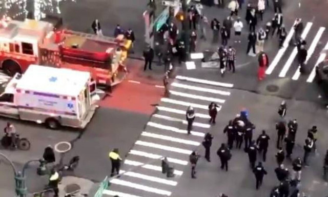 Νέα Υόρκη: Αυτοκίνητο έπεσε σε διαδηλωτές του κινήματος Black Lives Matter - Πολλοί τραυματίες