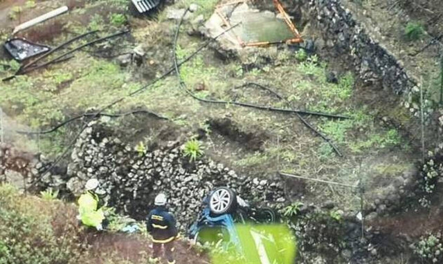 Τραγικός θάνατος για οικογένεια στην Ισπανία - Το αυτοκίνητό τους έπεσε σε γκρεμό 75 μέτρων (pics)