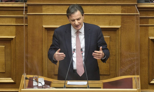 Σκυλακάκης: Οι δαπάνες για την πανδημία αποτελούν το αυριανό χρέος - «Δεν θα βρούμε λεφτόδεντρο»