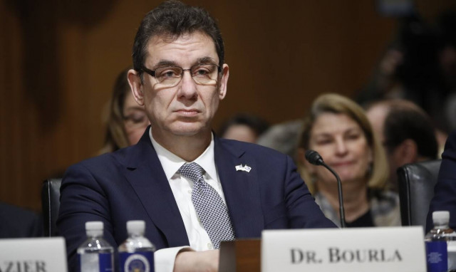 Άλμπερτ Μπουρλά: Αυτός είναι ο λόγος που δεν έχει κάνει ακόμη το εμβόλιο