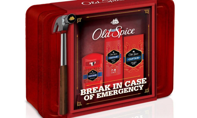 Ψεκάσου και Χριστουγεννιάσου με Old Spice! Το απόλυτο άρωΜΑΝ των Χριστουγέννων!