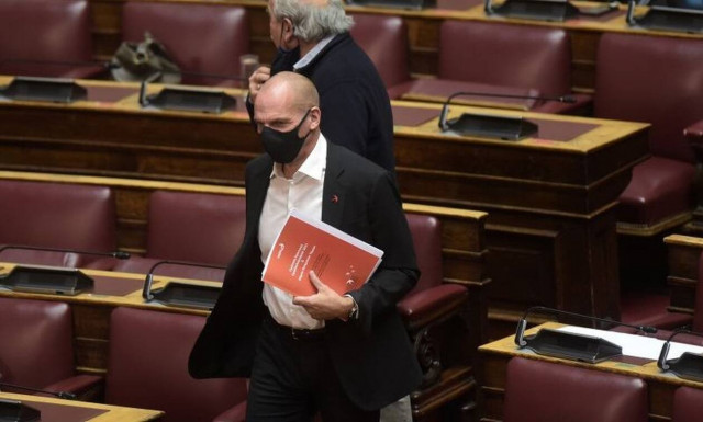 Βαρουφάκης: Πρόταση για εξεταστική επιτροπή για τη χρεοκοπία – Τι αναφέρει το έγγραφο