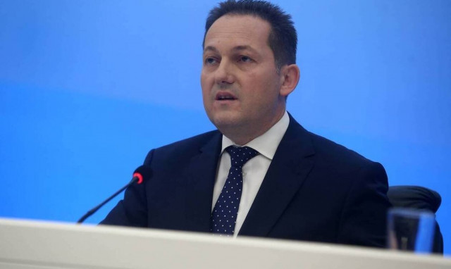 Lockdown - Πέτσας: Δεν θα κάνουμε ρεβεγιόν φέτος