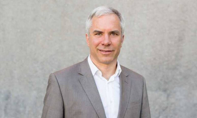 Ελβετία: Κορυφαίος ειδικός εισηγείται αυστηρή καραντίνα για τον περιορισμό του κορονοϊού