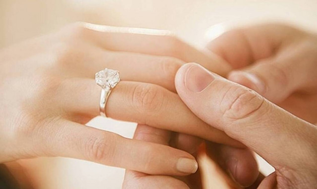 Πάτρα: Βαριά «καμπάνα» για συνωστισμό σε αρραβώνες 