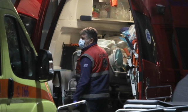 Greece registers another 1,190 coronavirus cases; 552 currently in ICUs