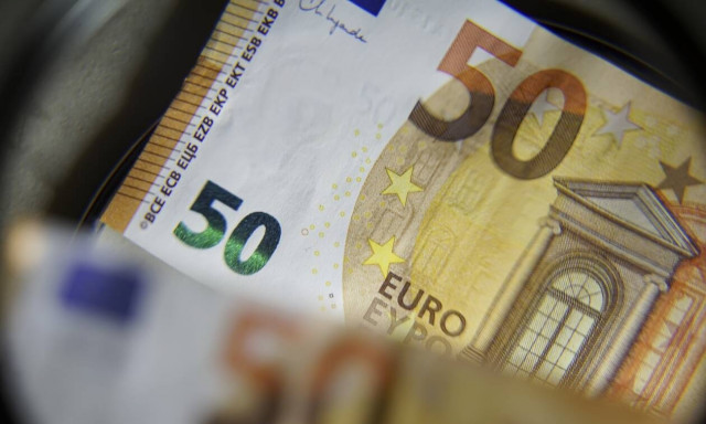 Τράπεζες: Μικρότερες δόσεις για τους συνεπείς οφειλέτες - Νέα μέτρα διευκόλυνσης