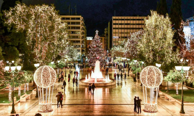 Lockdown: Τέλος τα ρεβεγιόν σε ξενοδοχεία Χριστούγεννα και Πρωτοχρονιά