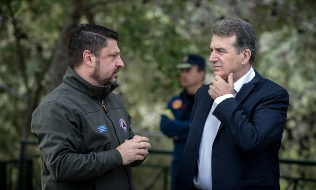 Κορονοϊός: Στο μικροσκόπιο Κοζάνη και Θεσσαλονίκη – Αυτοψίες από Χρυσοχοΐδη, Χαρδαλιά