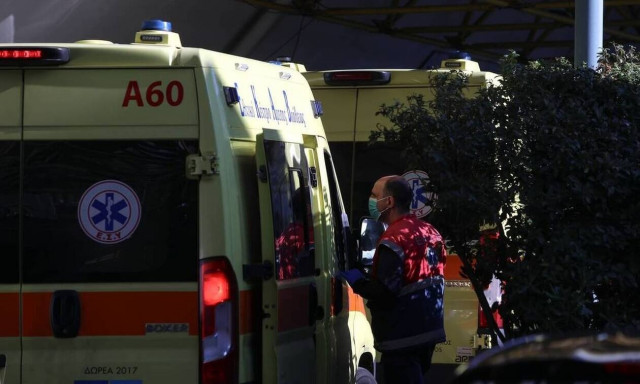 Ανησυχητική πρόβλεψη για τον κορονοϊό: Είναι σίγουρο το σοβαρό πρόβλημα μετά τις γιορτές